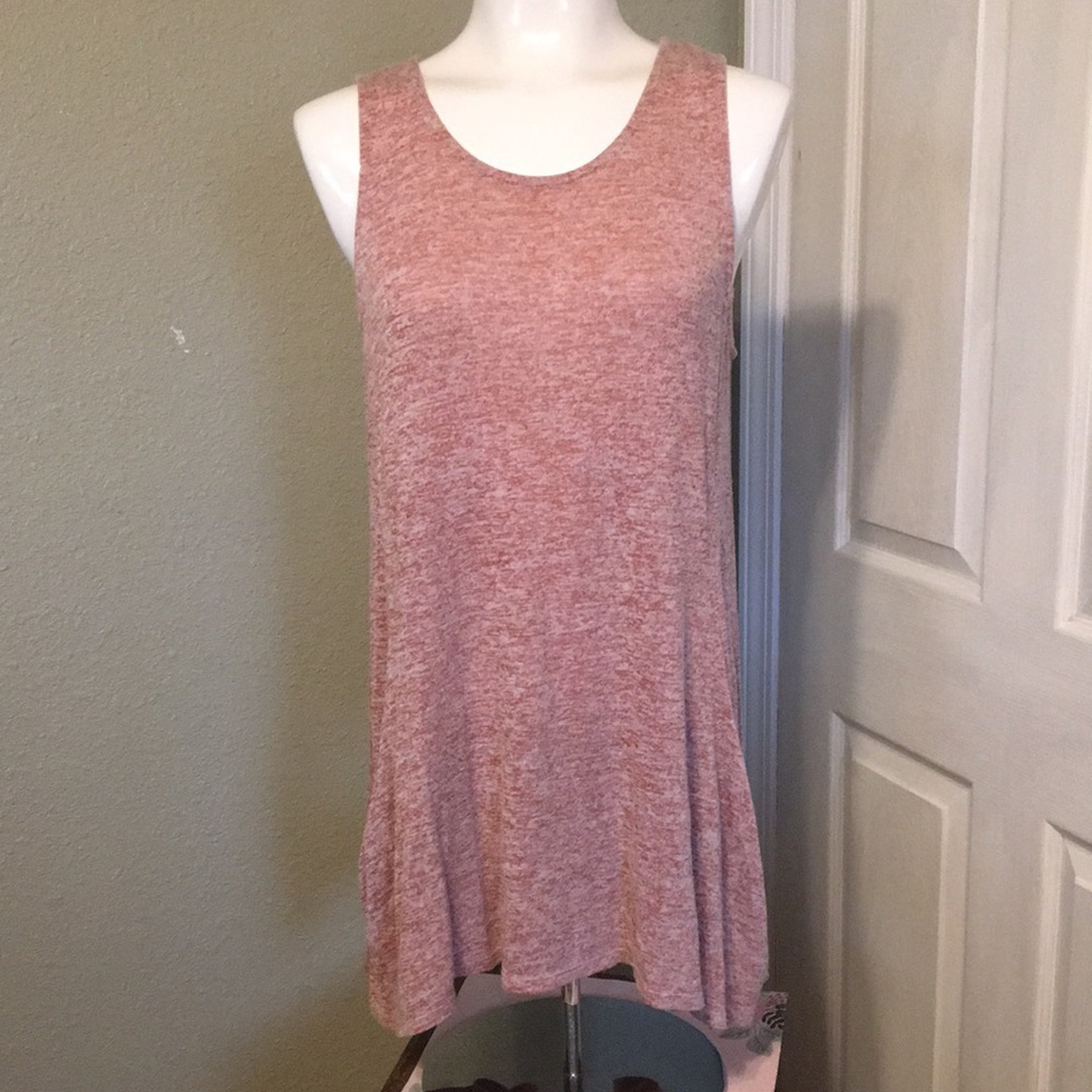 🌺 Maurice’s sweater tank top size large